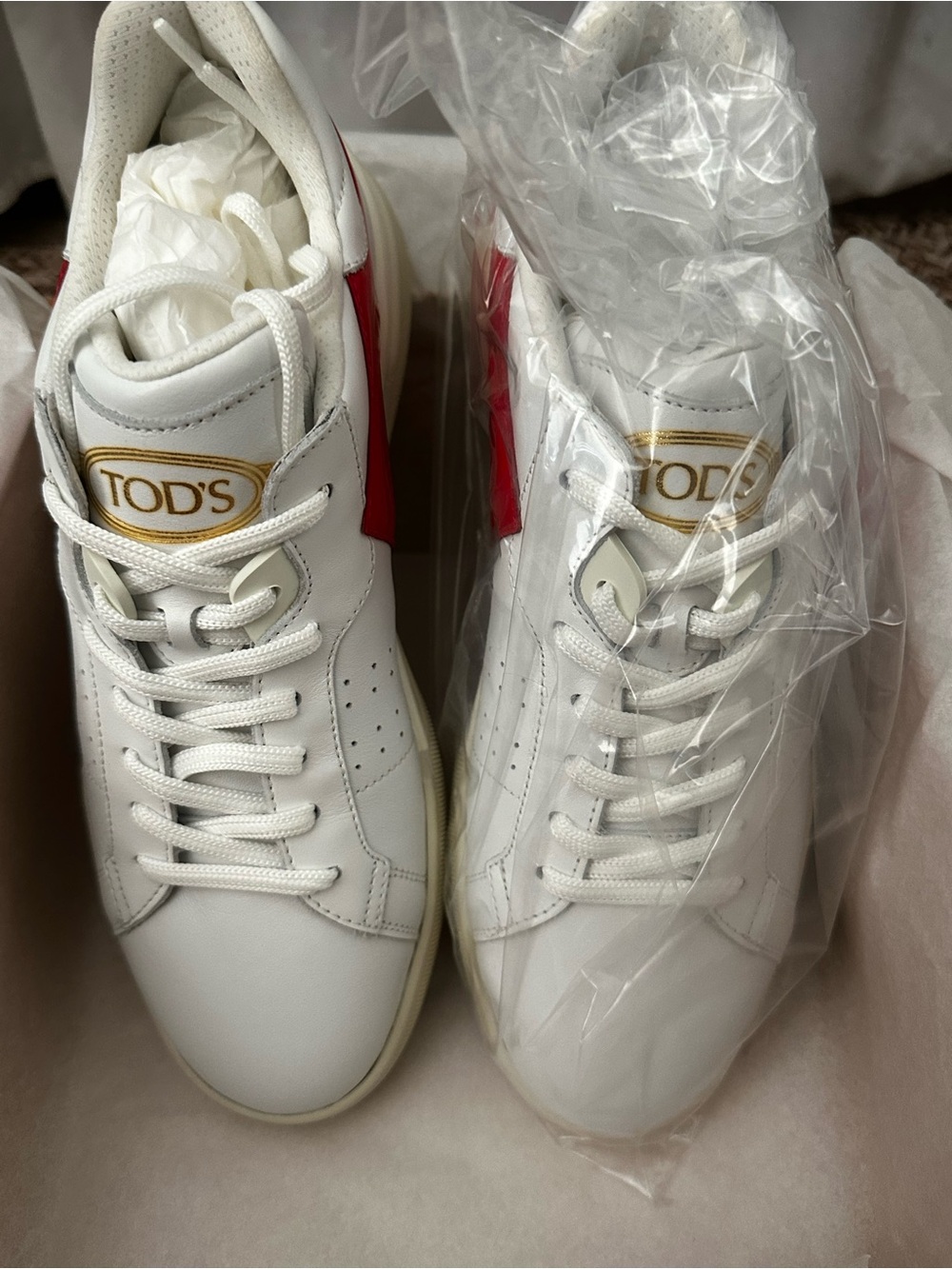TOD'S White Leather Sneakers with Red Heel Panel and Gold Logo